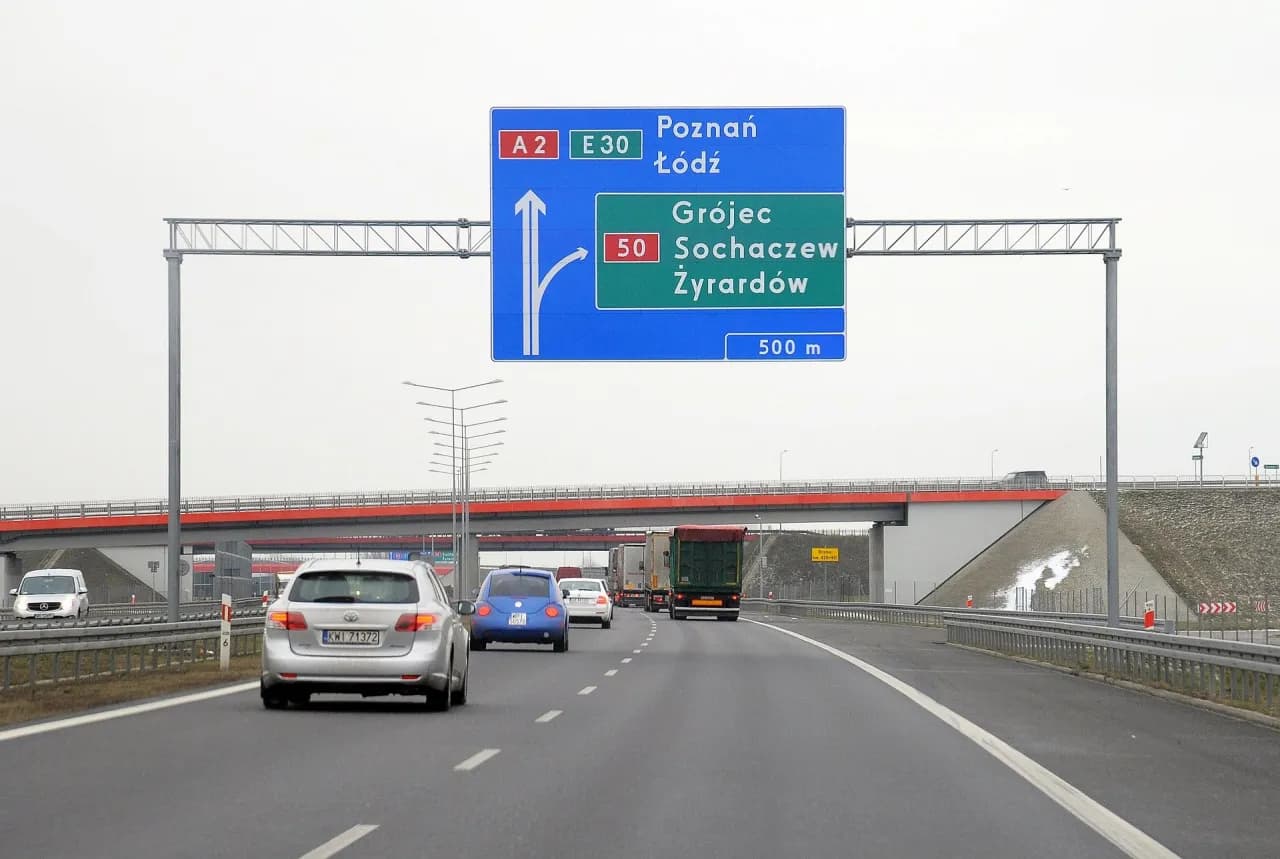 Ile można jechać na autostradzie? Sprawdź limity prędkości dla pojazdów