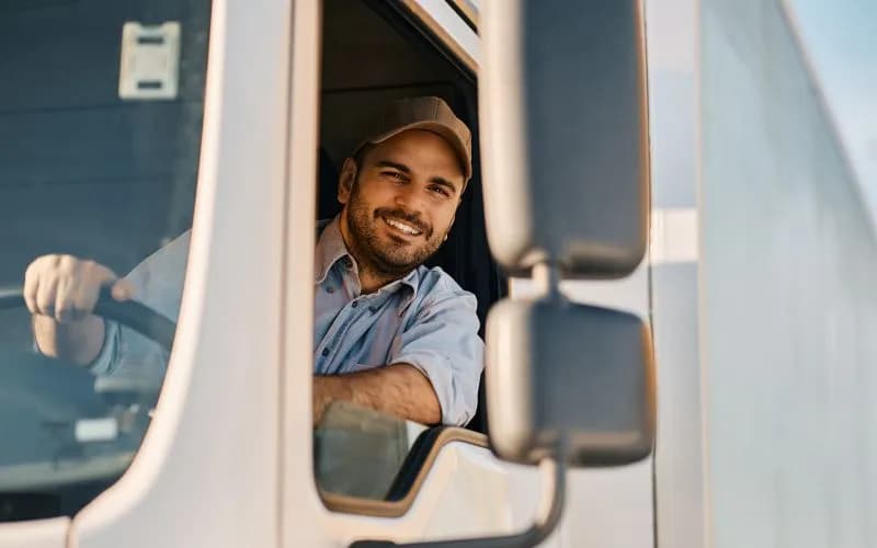 Jak zostać kierowcą ciężarówki - krok po kroku do wymarzonej pracy